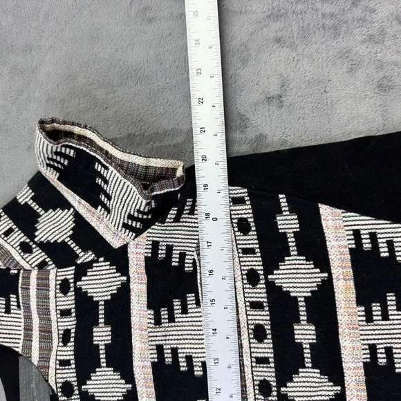 Sunday In Brooklyn Shirt Womens Medium Geometric Patterned Short Sleeve‎ Top - Picture 4 of 12